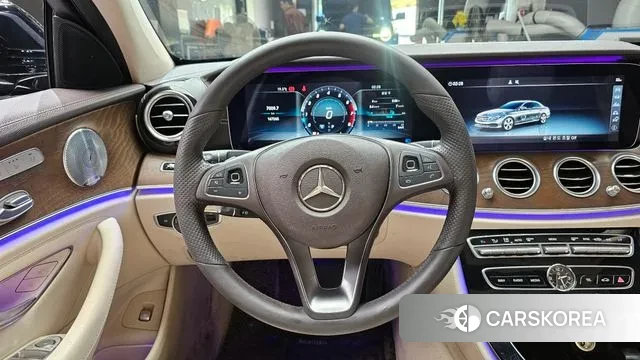 Mercedes-Benz E-Class W213 2018 Черный из Кореи, фото 5