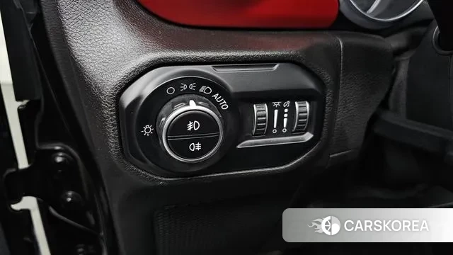 Jeep Wrangler (JL) 2018 Черный из Кореи, фото 5