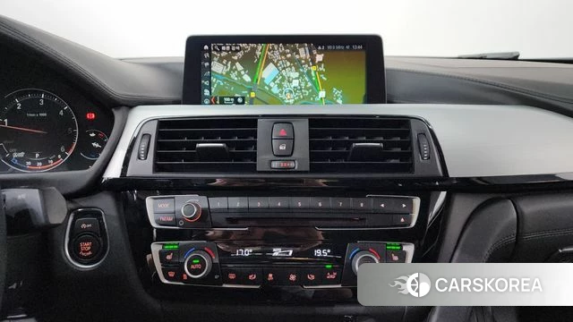 BMW 4 Series (F32) 2018 Белый из Кореи, фото 5