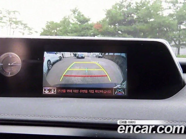 Lexus UX250h 2019 Серый из Кореи, фото 5