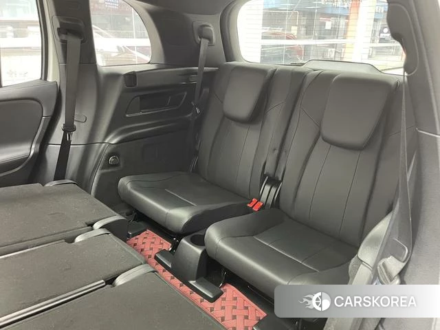 Mercedes-Benz GLB 2023 Белый из Китая, фото 5