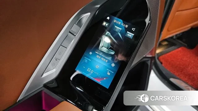 BMW 7 Series (G70) 2023 Серебряный из Кореи, фото 5