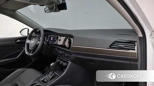 Volkswagen 7th Generation of Jetta 2021 Белый из Кореи, фото 5