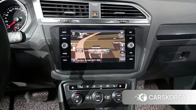 Volkswagen Tiguan second Generation 2019 Черный из Кореи, фото 5