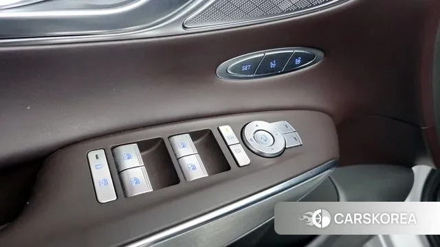 Genesis GV70 2024 Белый из Кореи, фото 5