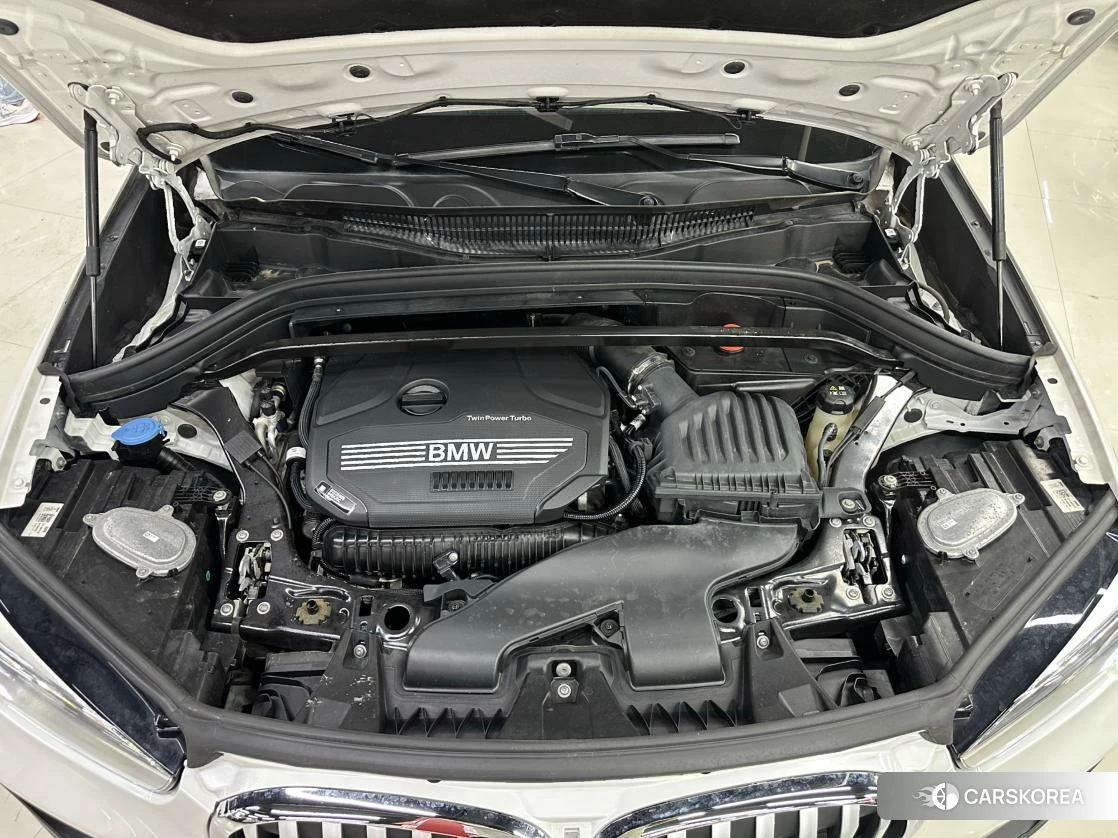 BMW X1 2021 Белый из Китая, фото 5
