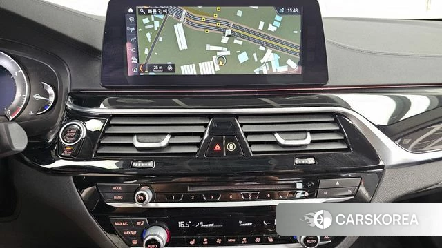 BMW 5 Series (G30) 2018 Синий из Кореи, фото 5