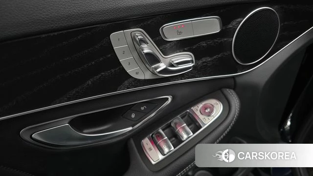 Mercedes-Benz C-Class W205 2019 Синий из Кореи, фото 5