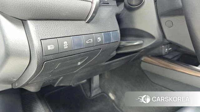 Toyota Camry (XV70) 2018 Белый из Кореи, фото 5