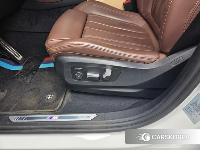 BMW X6 (G06) 2022 Белый из Кореи, фото 5