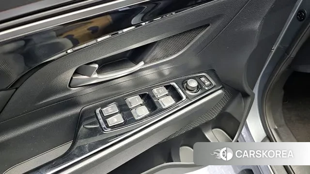 Ssangyong Beautiful Korando 2020 Серый из Кореи, фото 5