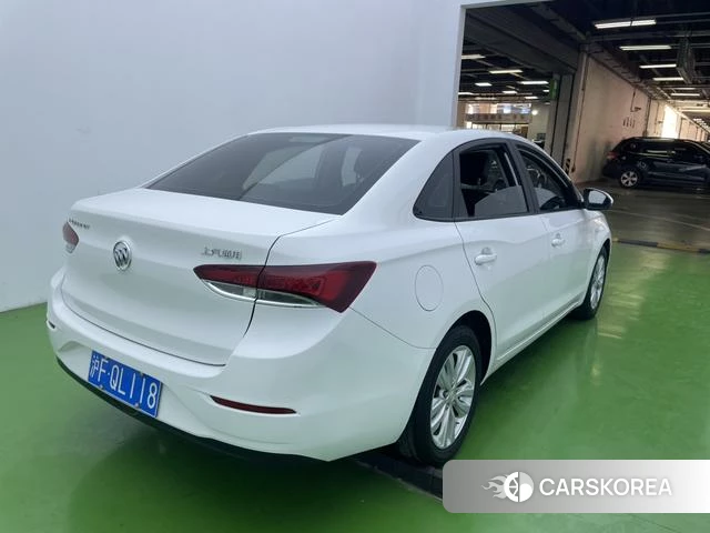 Buick Yinglang 2021 Белый из Китая, фото 5