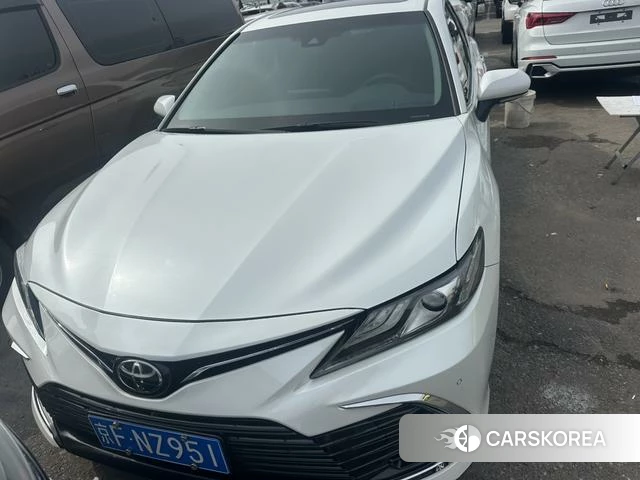 Toyota Camry 2023 Белый из Китая, фото 5