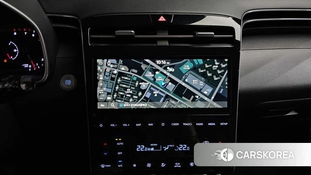 Hyundai Tucson (NX4) 2022 Серебристо-серый из Кореи, фото 5