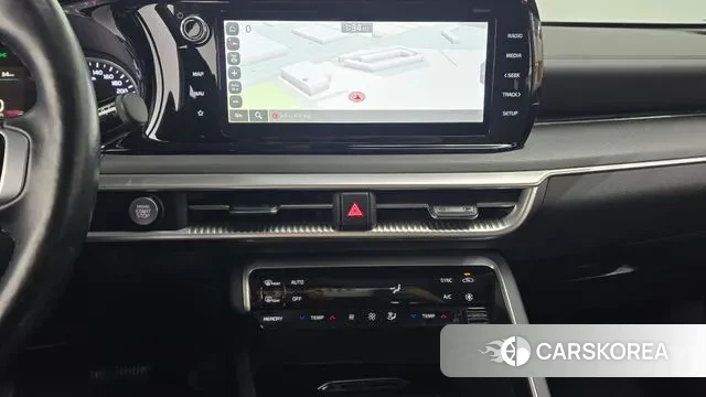 Kia K5 3rd generation 2022 Белый из Кореи, фото 5