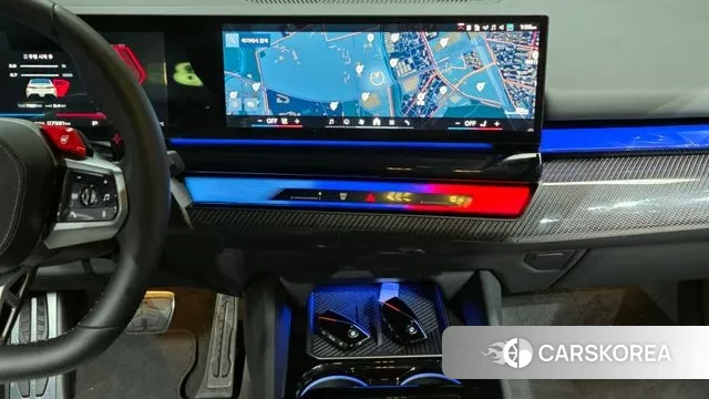 BMW M5 (G90) 2025 Белый из Кореи, фото 5