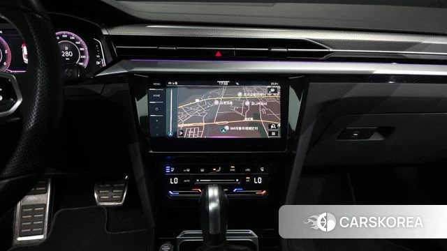 Volkswagen Arteon 2023 Черный из Кореи, фото 5