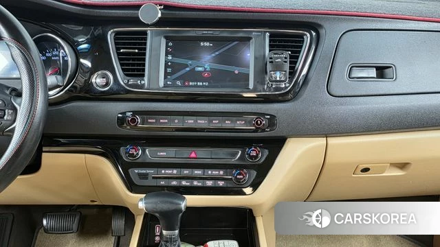 Kia The New Carnival 2019 Черный из Кореи, фото 5