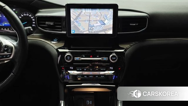 Ford Explorer 6th Generation 2021 Белый из Кореи, фото 5