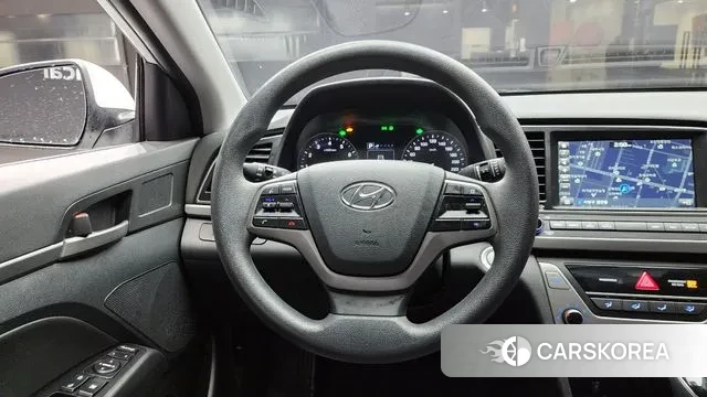 Hyundai Avante AD 2018 Белый из Кореи, фото 5