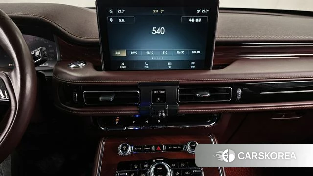 Lincoln Aviator 2nd generation 2021 Серый из Кореи, фото 5