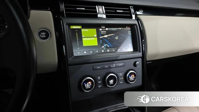 Land Rover Discovery 5 2018 Черный из Кореи, фото 5