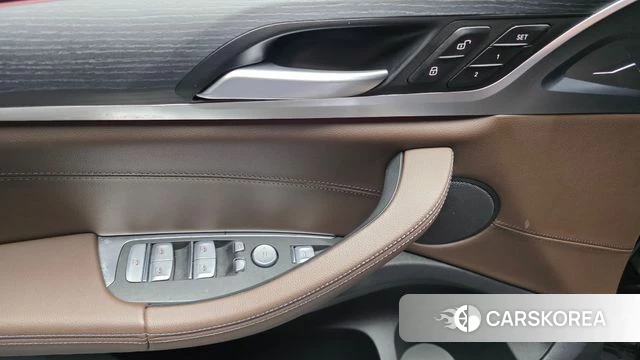 BMW X4 (G02) 2024 Черный из Кореи, фото 5