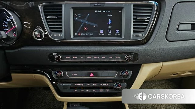 Kia The New Carnival 2019 Черный из Кореи, фото 5
