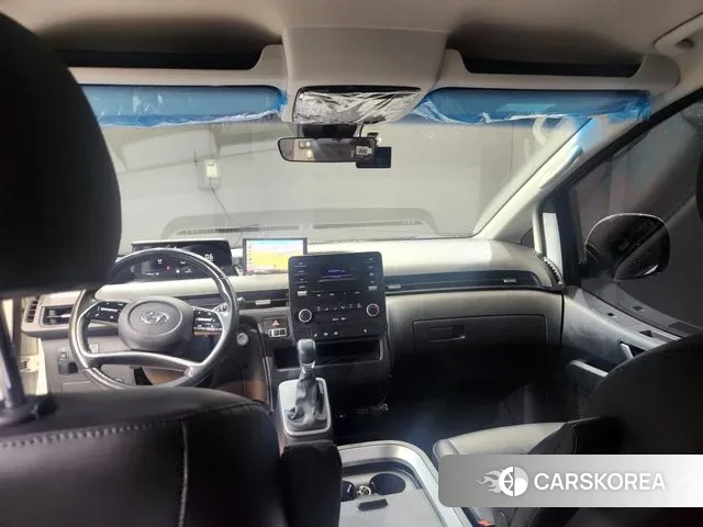 Hyundai Staria 2022 Белый из Кореи, фото 5