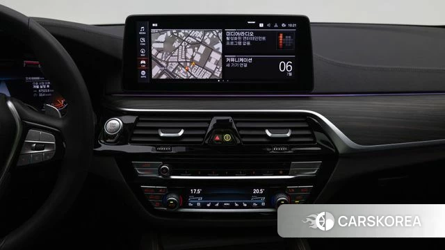 BMW 5 Series (G30) 2022 Черный из Кореи, фото 5
