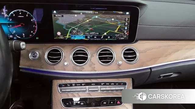 Mercedes-Benz E-Class W213 2021 Серый из Кореи, фото 5