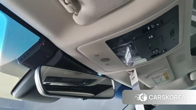 Lexus ES300h 7th generation 2023 Серебристо-серый из Кореи, фото 5