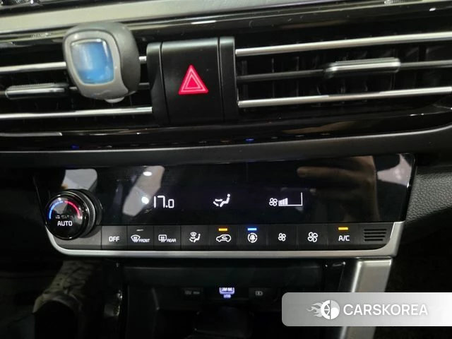 Kia Seltos 2021 Белый из Кореи, фото 5