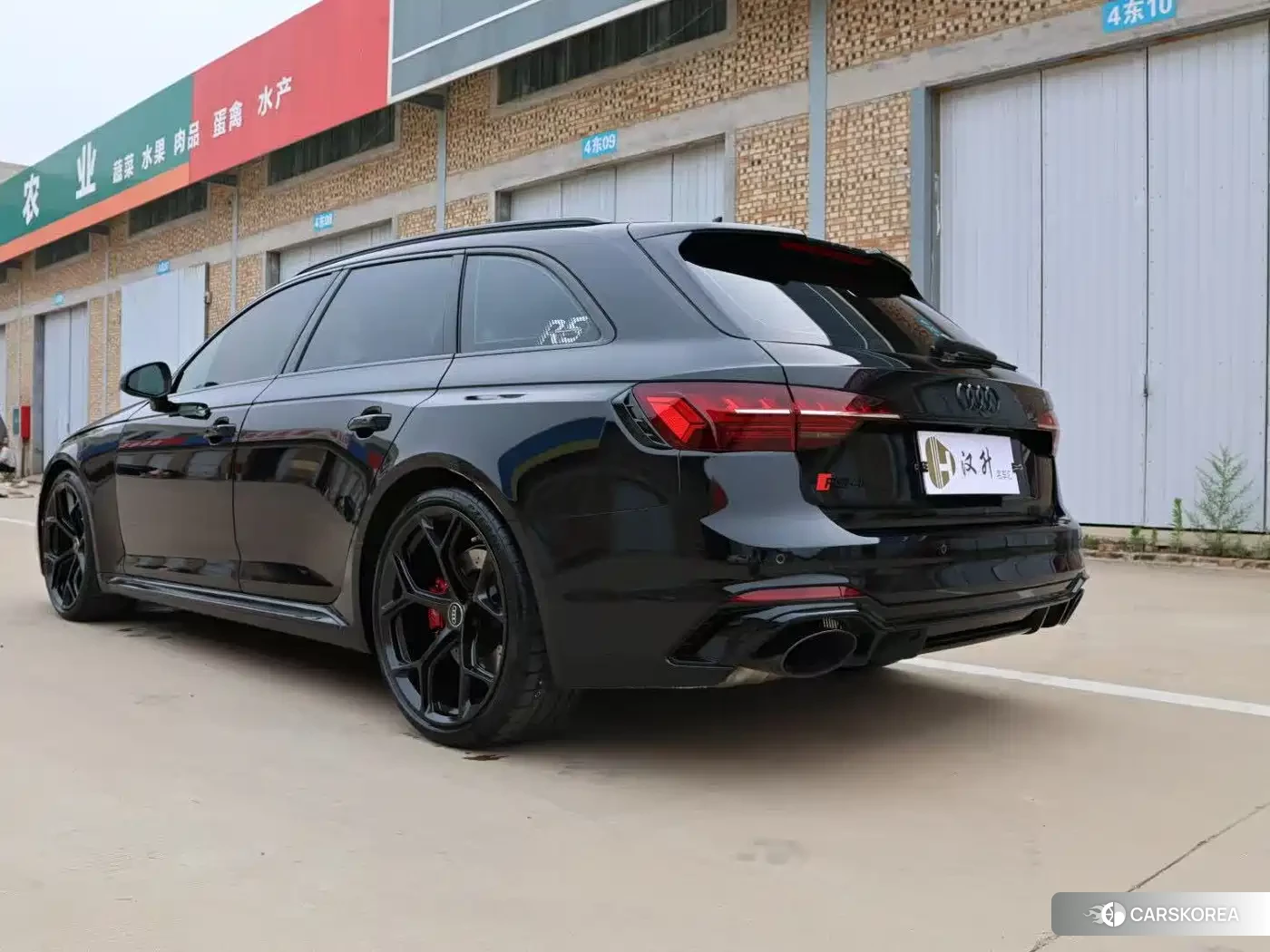Audi RS 4 2025 Черный из Китая, фото 5