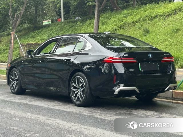 BMW i5 2025 Синий из Китая, фото 5