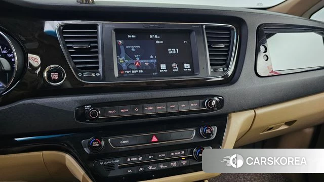 Kia The New Carnival 2018 Белый из Кореи, фото 5