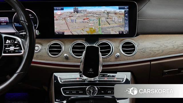 Mercedes-Benz E-Class W213 2018 Серый из Кореи, фото 5