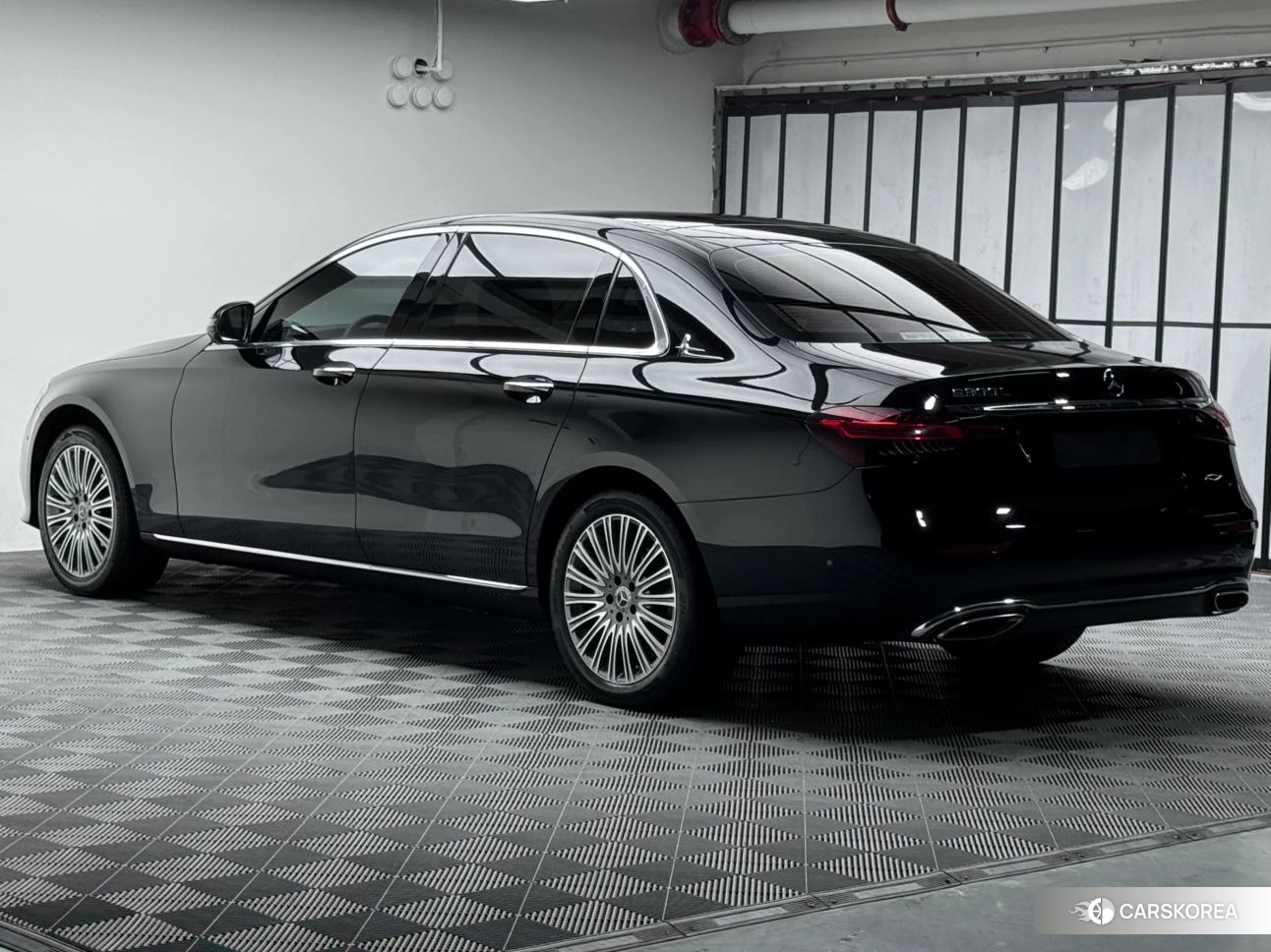 Mercedes-Benz E-class 2021 Черный из Китая, фото 5