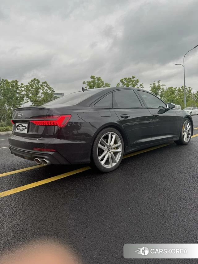 Audi S6 2022 Черный из Китая, фото 5
