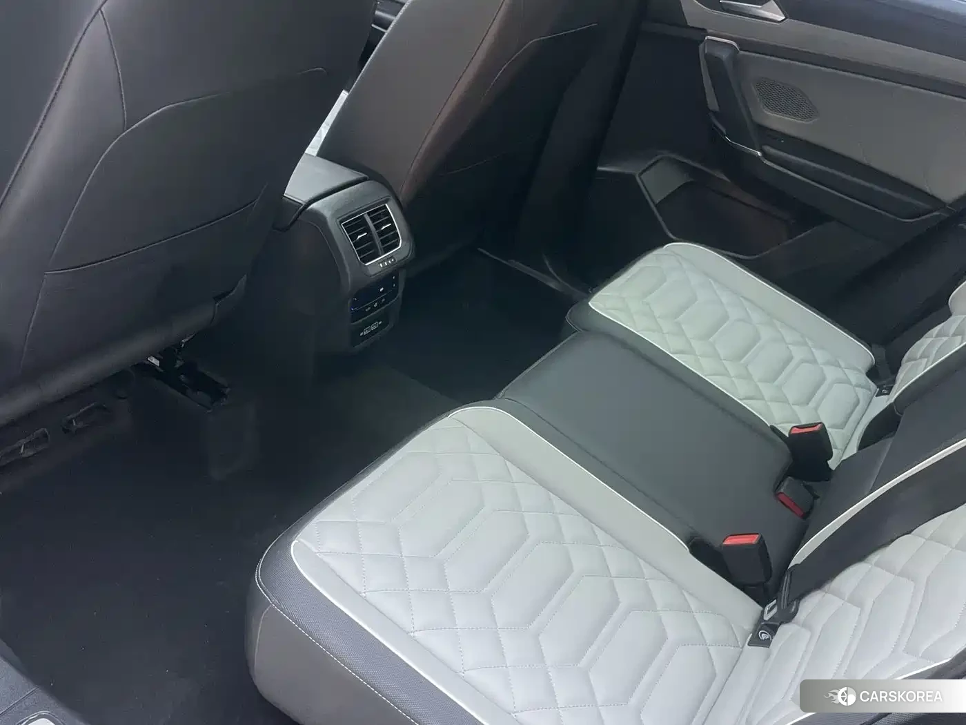 Volkswagen Tayron 2023 Черный из Китая, фото 5