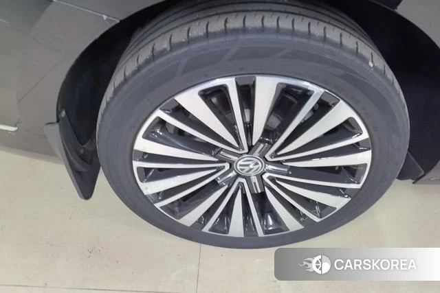 Volkswagen Passat 2019 Черный из Китая, фото 5