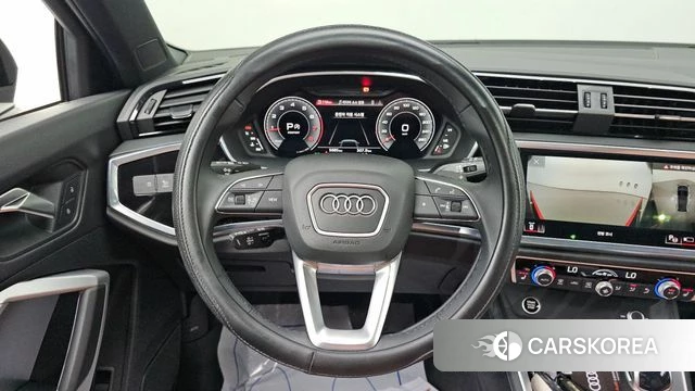 Audi Q3 (F3) 2025 Черный из Кореи, фото 5