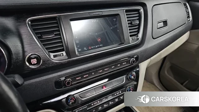 Kia The New Carnival 2018 Черный из Кореи, фото 5