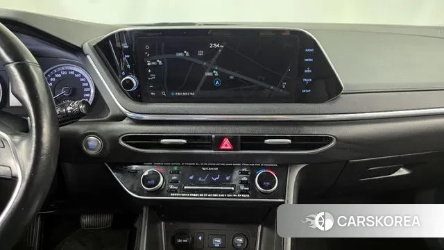 Hyundai Sonata (DN8) 2019 Серебряный из Кореи, фото 5