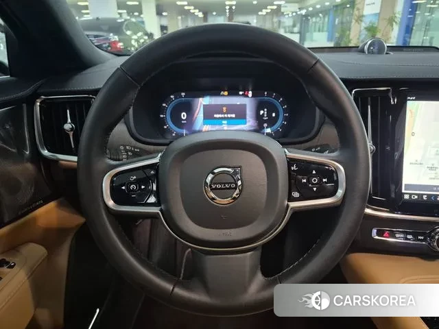 Volvo S90 2024 Белый из Кореи, фото 5