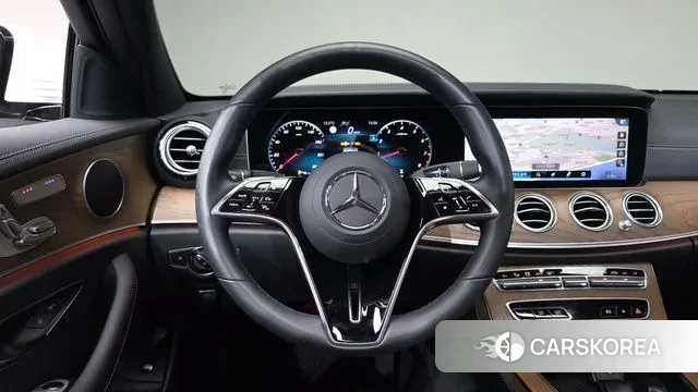 Mercedes-Benz E-Class W213 2021 Белый из Кореи, фото 5