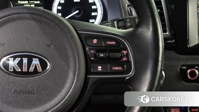 Kia Niro 2018 Синий из Кореи, фото 5