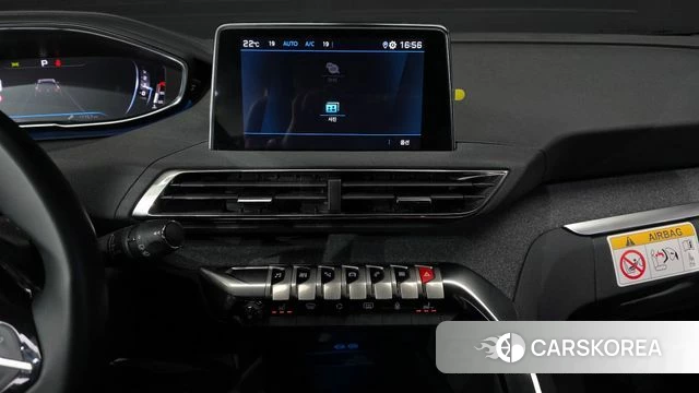 Peugeot 5008 second generation 2024 Черный из Кореи, фото 5