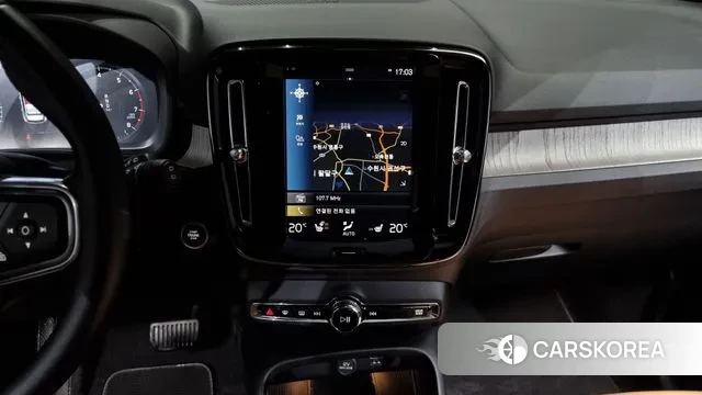 Volvo XC40 2020 Небесно-голубой из Кореи, фото 5