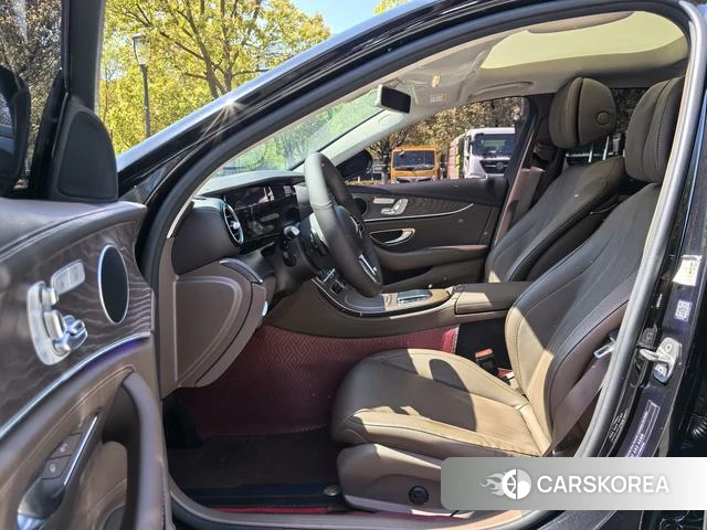 Mercedes-Benz E-class id 4221748 из Китая 5